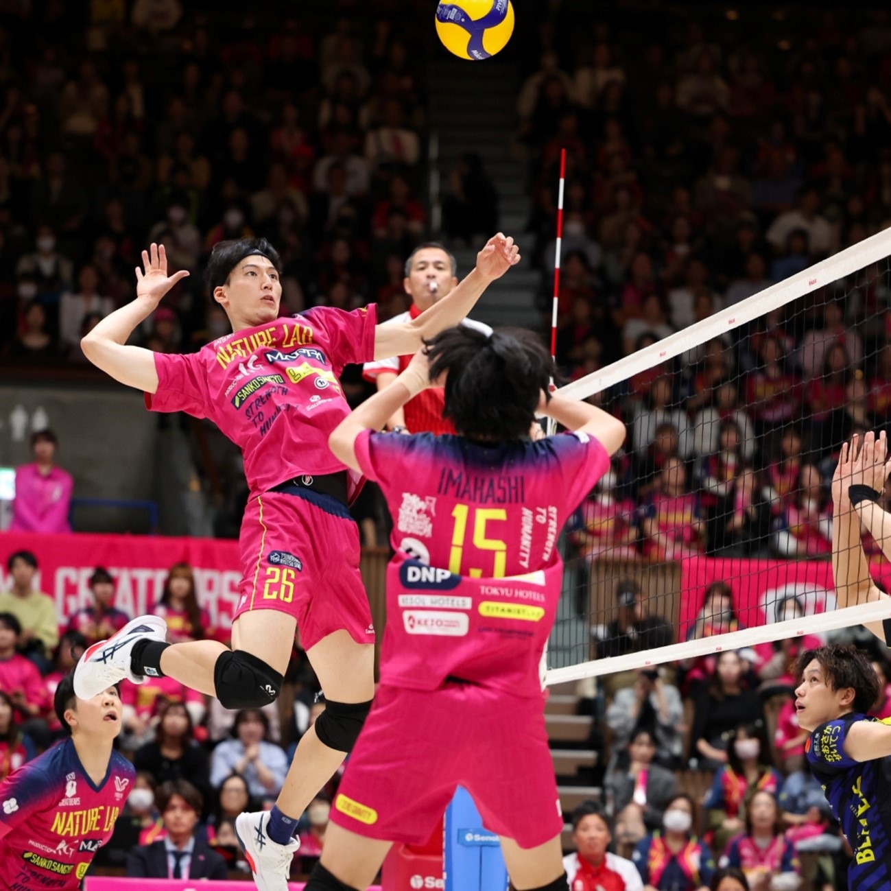 乐天桃猿夺冠后效应：桃园主场周边商品在 12 月份销量暴增，打破乐天接管后最高纪录